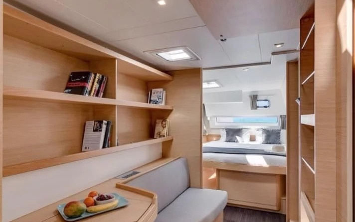 Lagoon 42 - 3 + 1 cab.