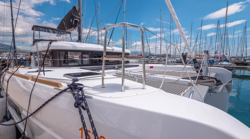 Lagoon 40