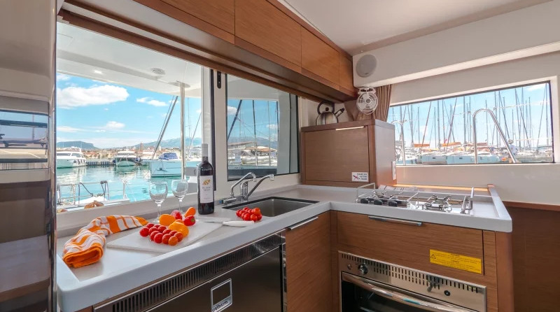 Lagoon 40