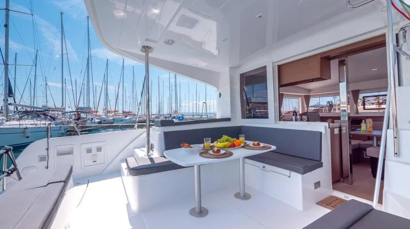 Lagoon 40