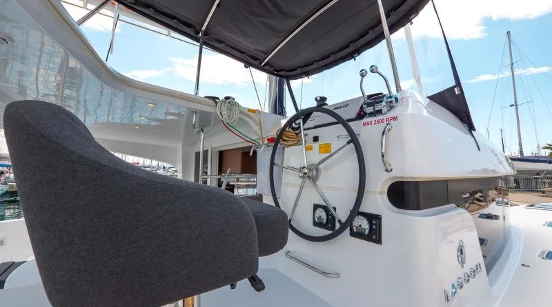 Lagoon 40