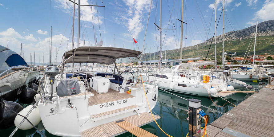 Oceanis 51.1