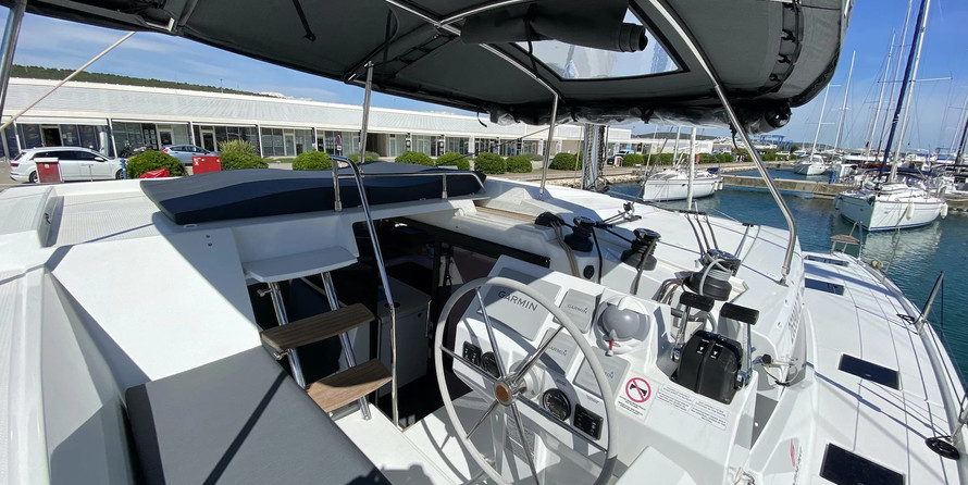 Fountaine Pajot Astréa 42