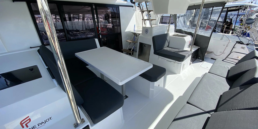 Fountaine Pajot Astréa 42