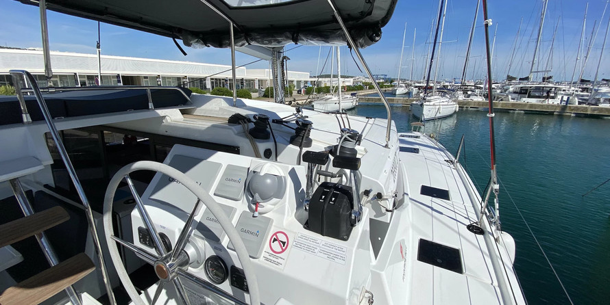Fountaine Pajot Astréa 42