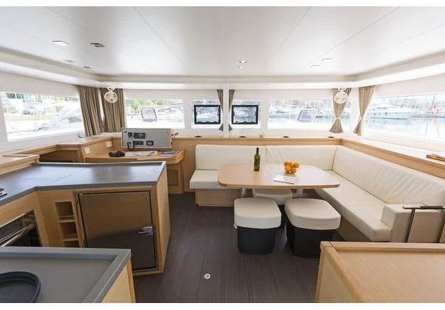 Lagoon 450 Flybridge