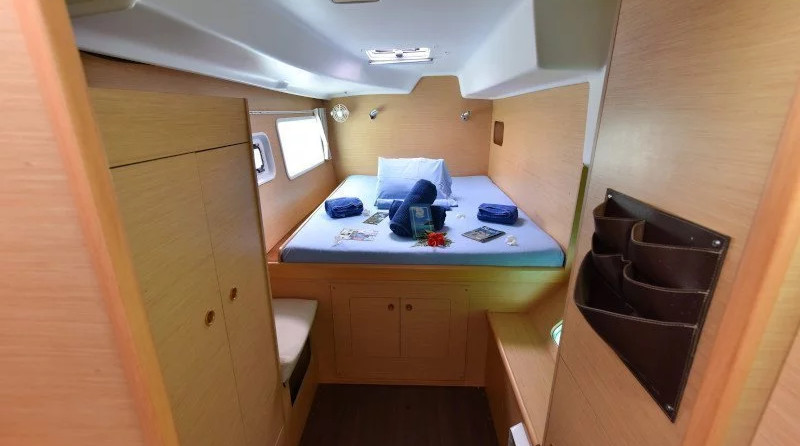 Lagoon 380
