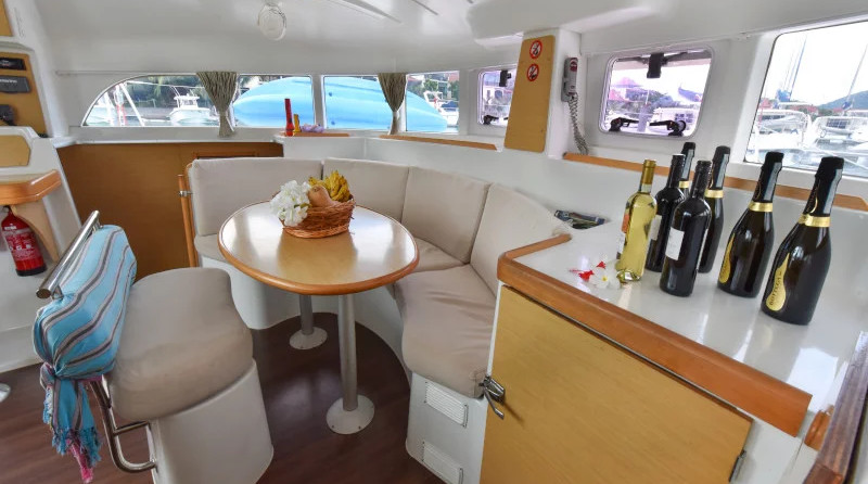 Lagoon 380