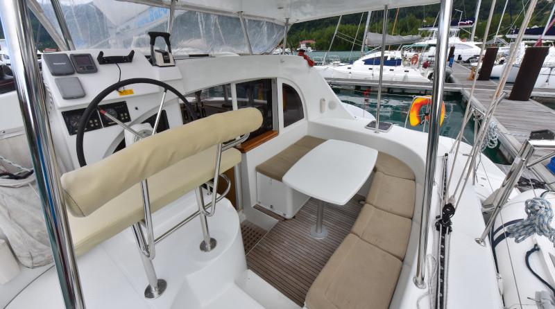 Lagoon 380