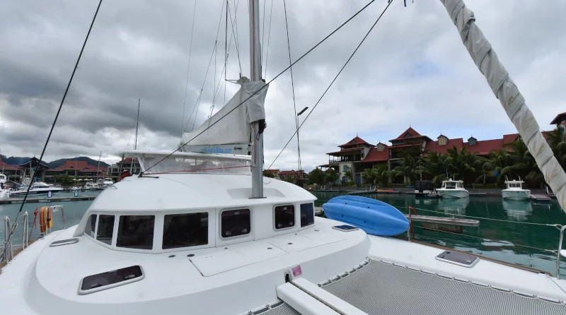 Lagoon 380