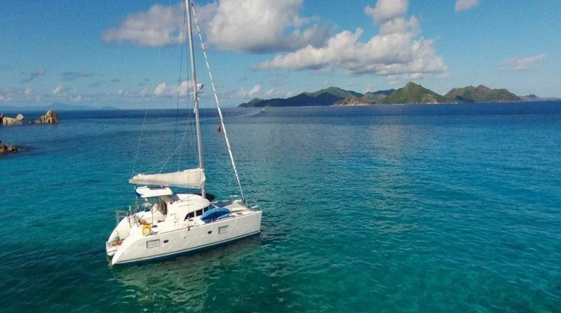 Lagoon 380