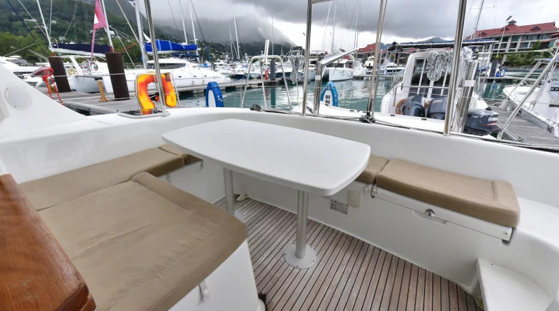 Lagoon 380