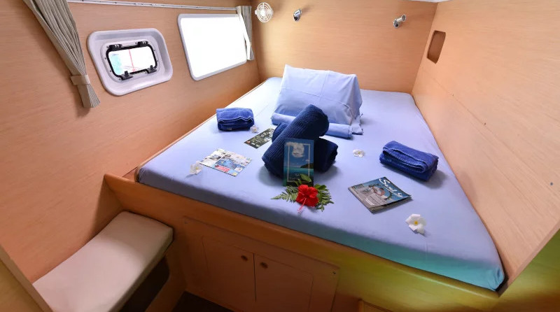 Lagoon 380