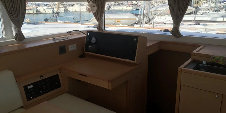 Lagoon 400 S2