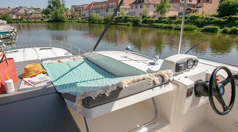 Cantieri estensi goldstar 560 c fly