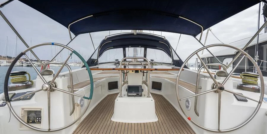 Jeanneau 53 (6 cab)