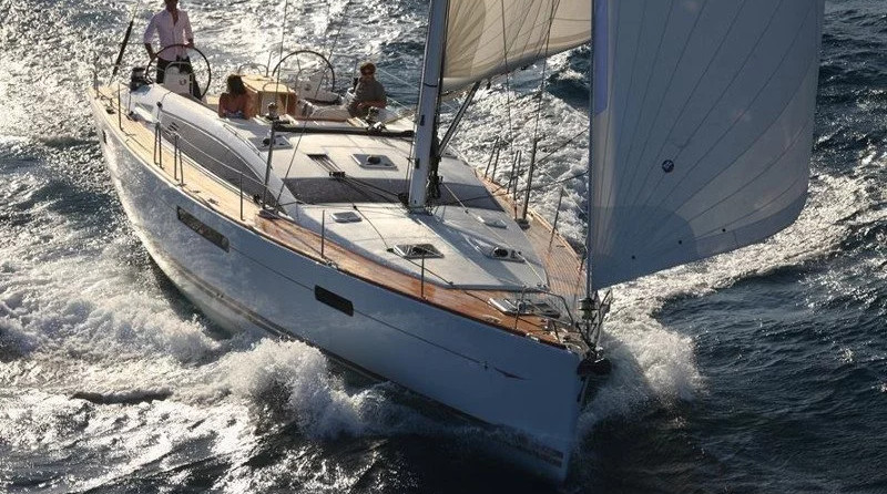 Jeanneau 53 (6 cab)