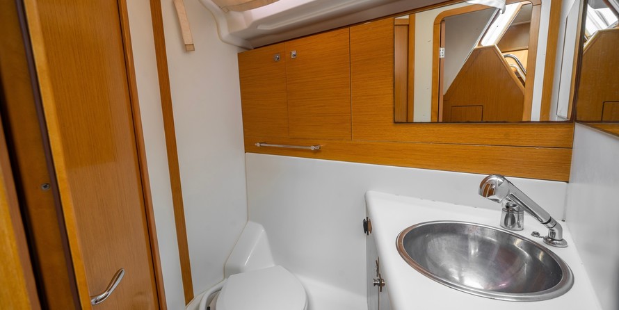 Jeanneau 53 (6 cab)