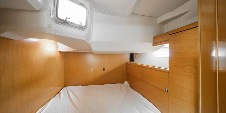 Jeanneau 53 (6 cab)