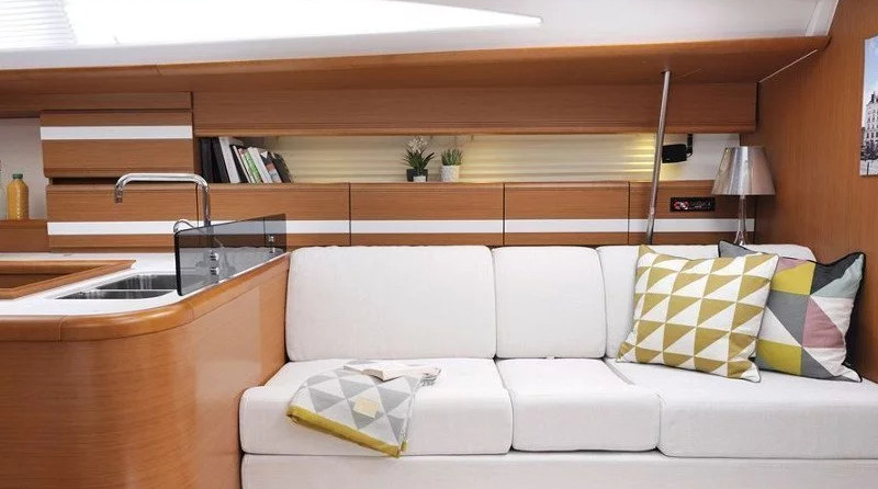 Jeanneau 53 (6 cab)