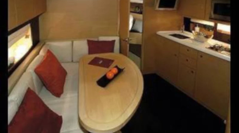 Beneteau Monte Carlo 37 Hard Top