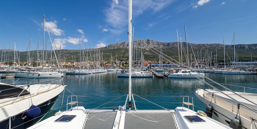 Lagoon 42 - 3 + 1 cab. OW