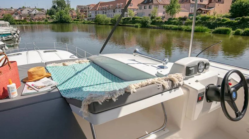 Cantieri estensi goldstar 560 c fly