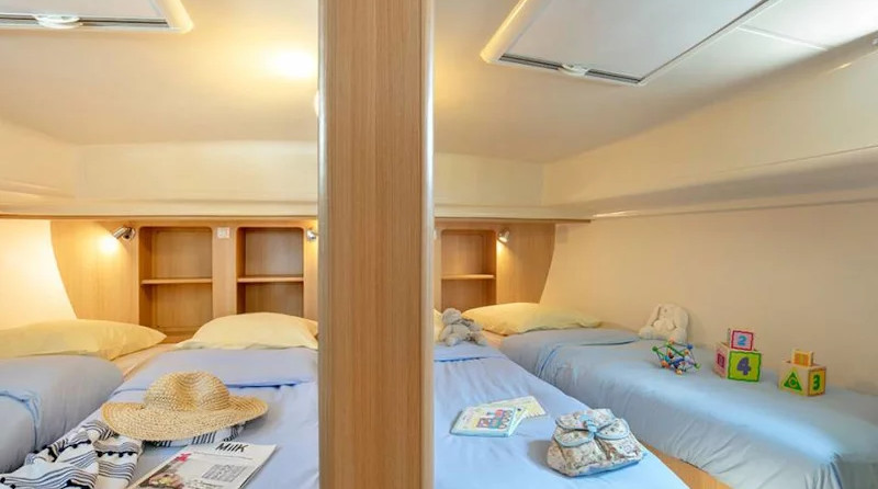 Cantieri estensi goldstar 560 c fly