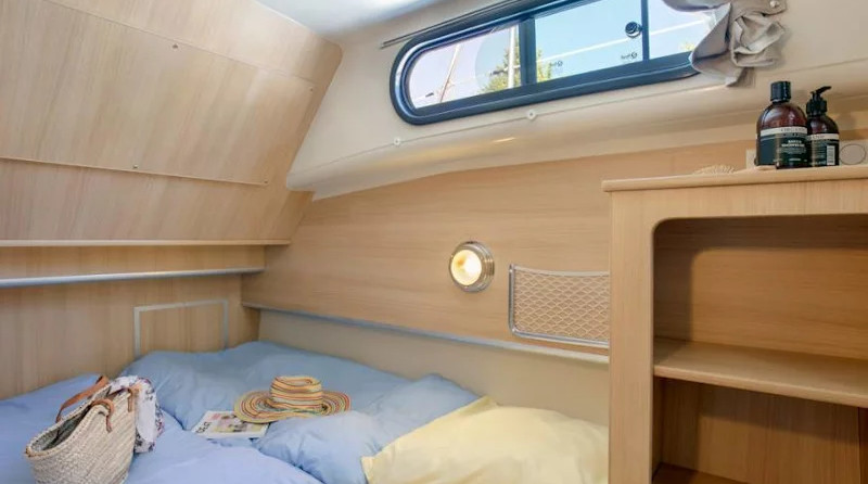 Cantieri estensi goldstar 560 c fly