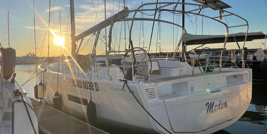 Dufour 530