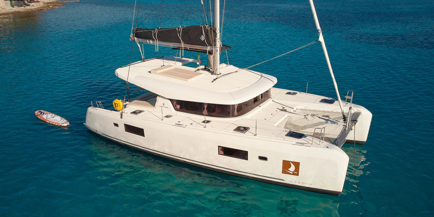 Lagoon 42