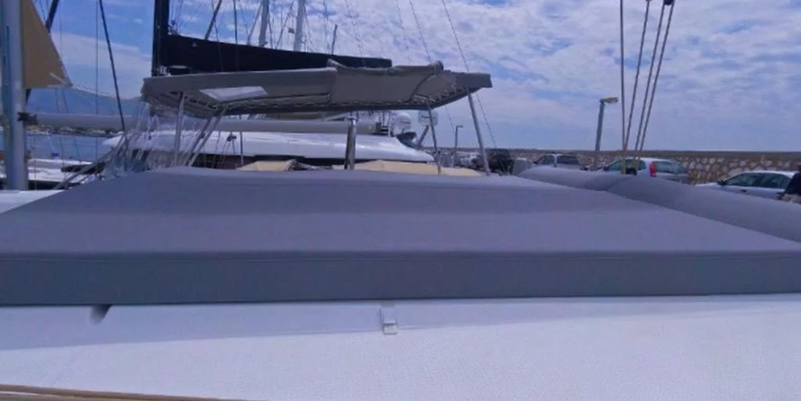Fountaine Pajot Lucia 40