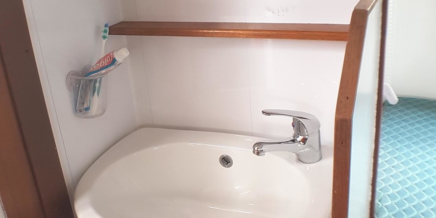 Dutch steel motor cruiser 48ft