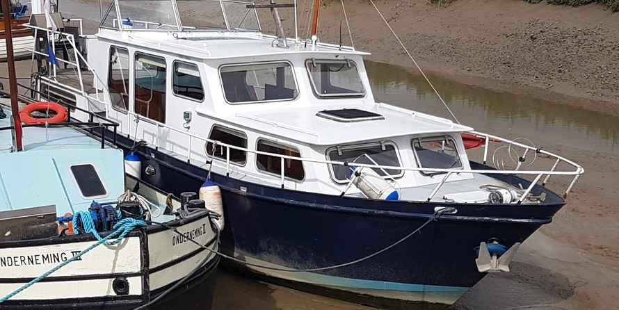 Dutch steel motor cruiser 48ft