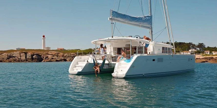 Lagoon 450 F