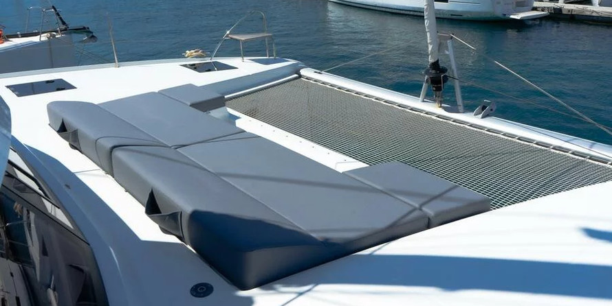 Fountaine Pajot Astréa 42