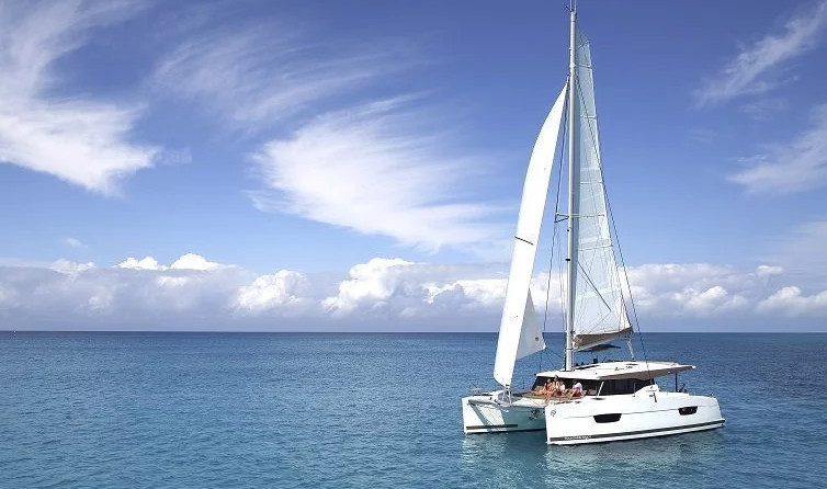Fountaine Pajot Lucia 40