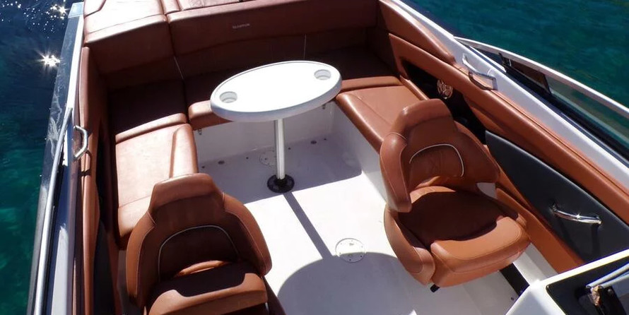 Glastron GT 245