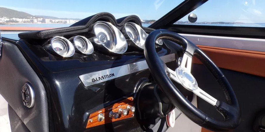 Glastron GT 245