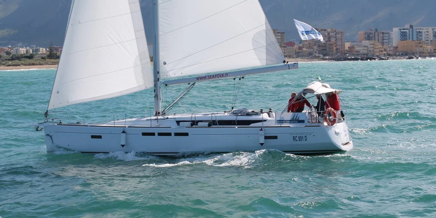 Sun Odyssey 519 - 5 + 1 cab.