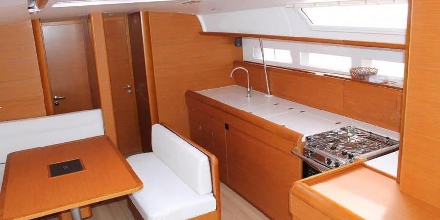 Sun Odyssey 519 - 5 + 1 cab.