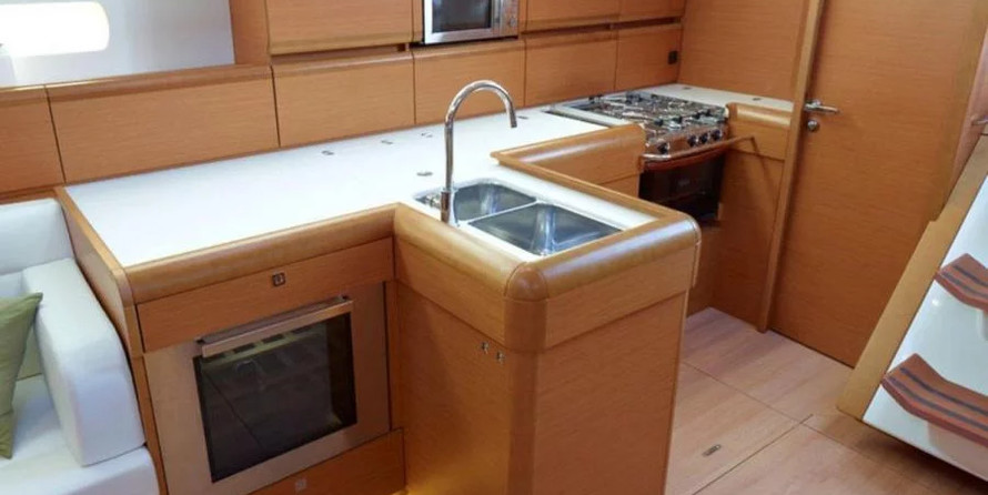 Sun Odyssey 519 - 5 + 1 cab.