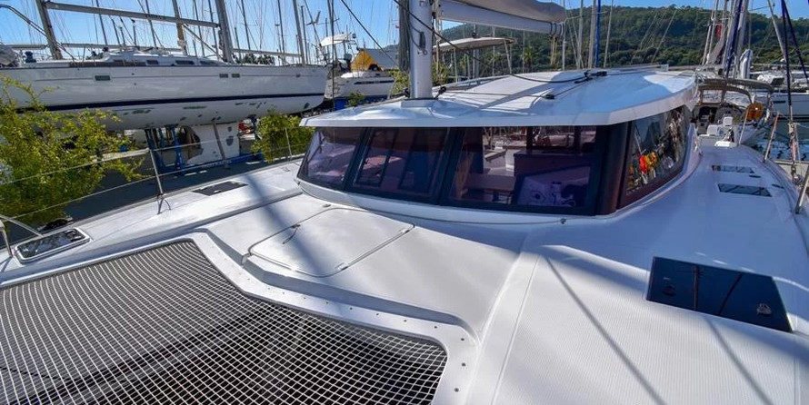 Fountaine Pajot Lucia 40