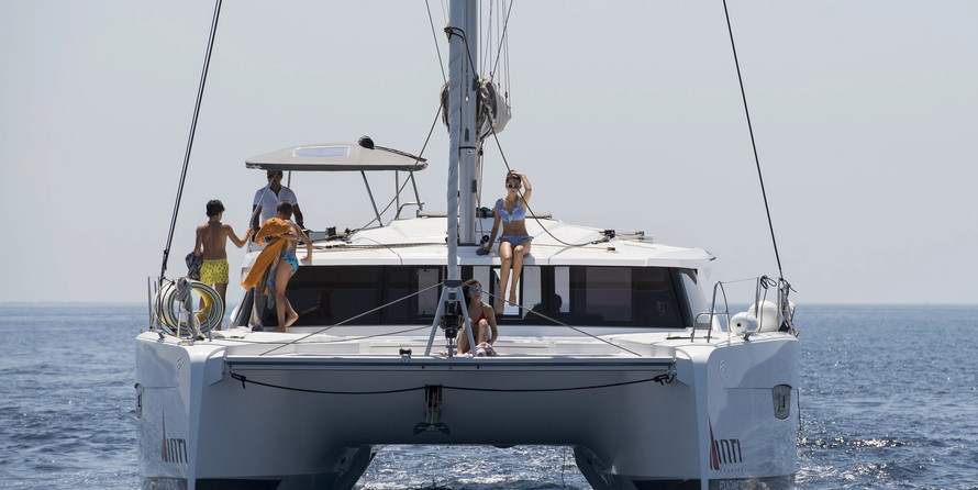 Fountaine Pajot Astréa 42