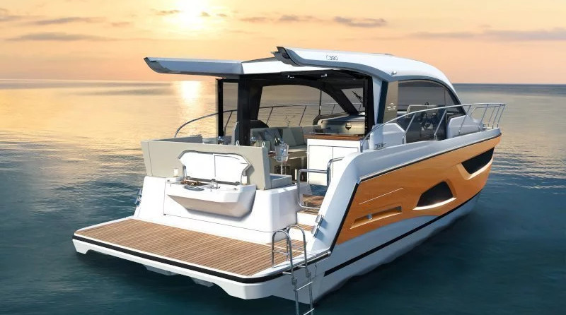 Sealine C390