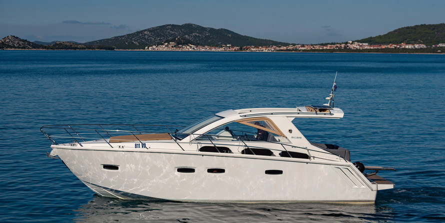 Sealine SC35