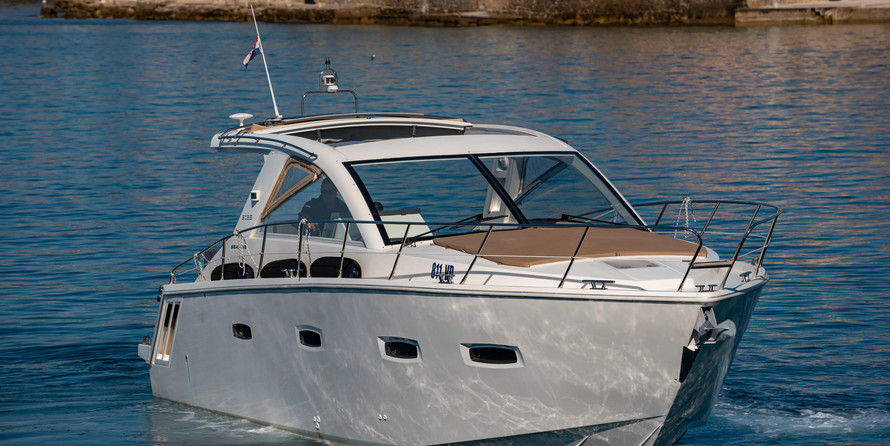 Sealine SC35