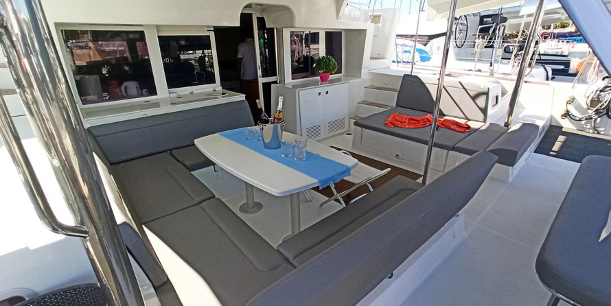 Lagoon 450