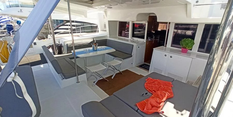 Lagoon 450