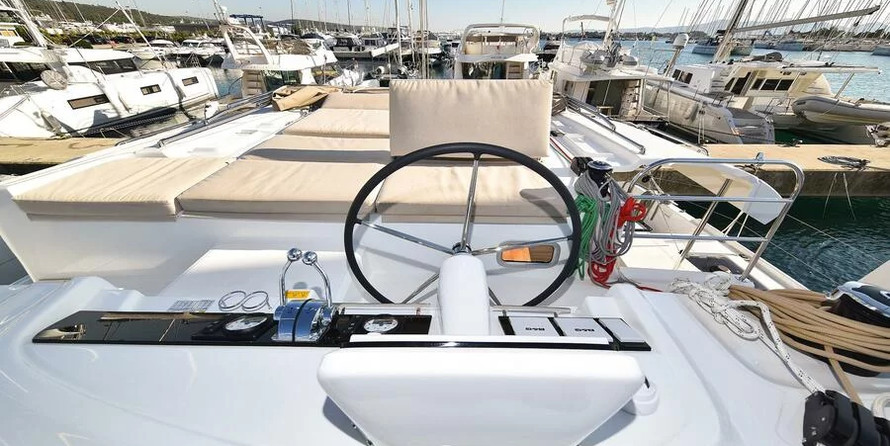 Lagoon 46